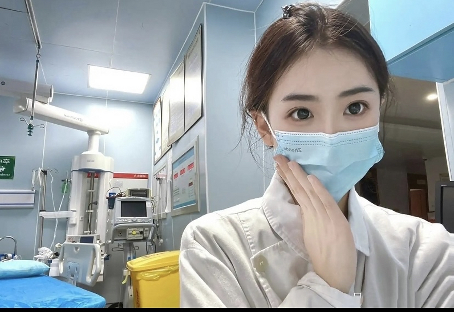 护士姐姐的上班和下班[二哈][二哈][二哈]