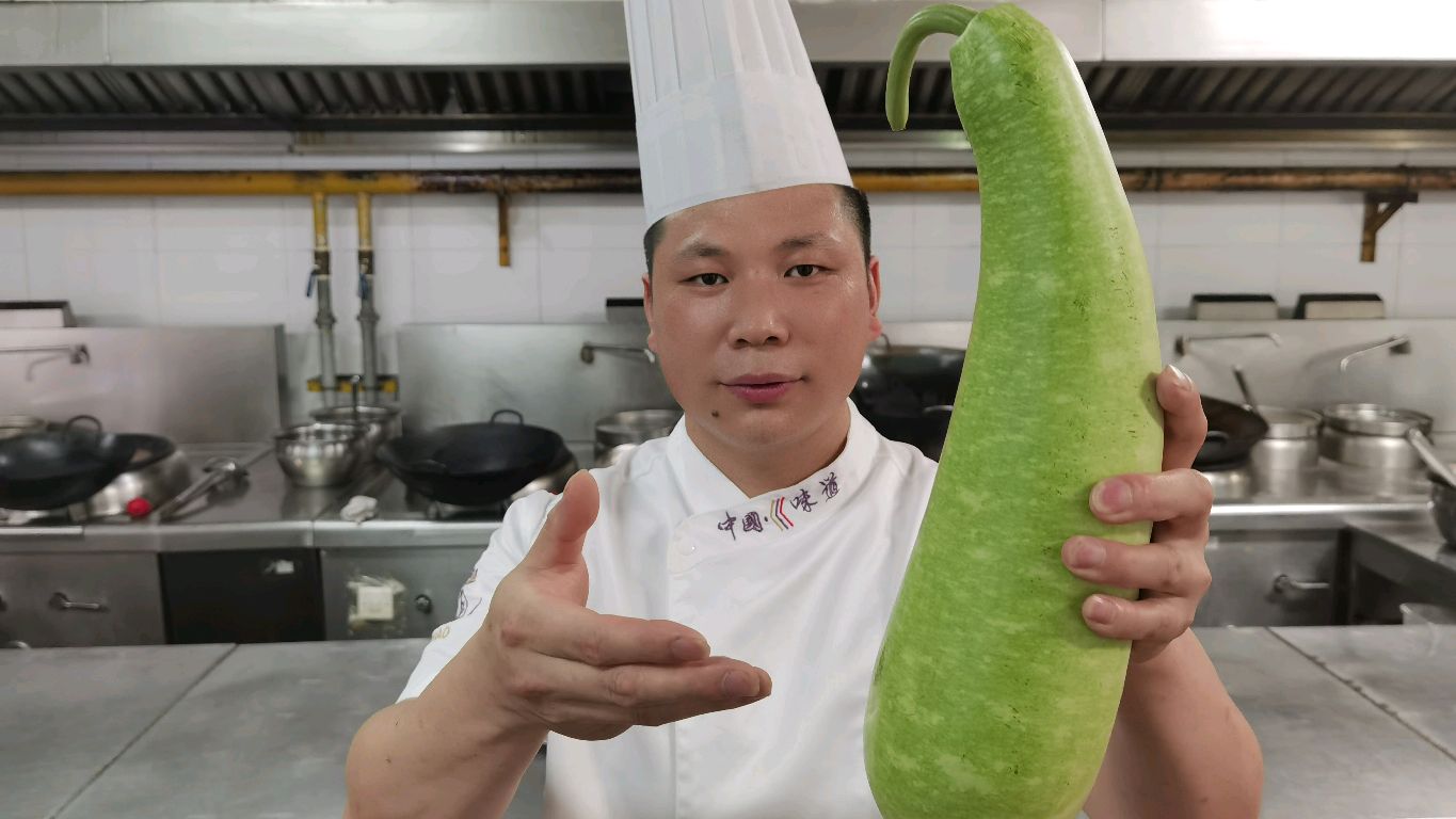 这种蔬菜大家见过吗?炒菜特别鲜嫩又好吃,营养丰富又健康