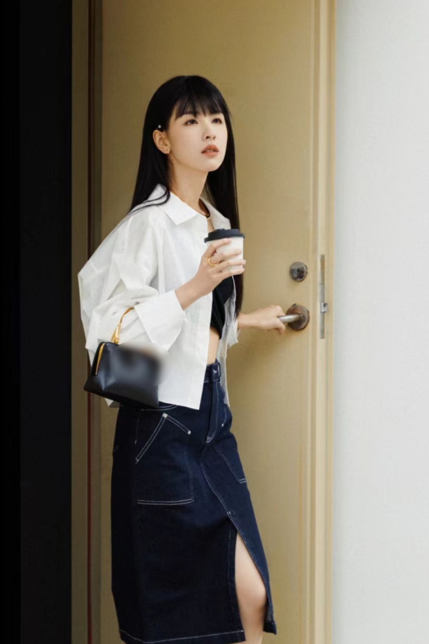 陈都灵时尚资源拿到手软,新一期街拍大片出炉满屏高级感,整个人都洋气