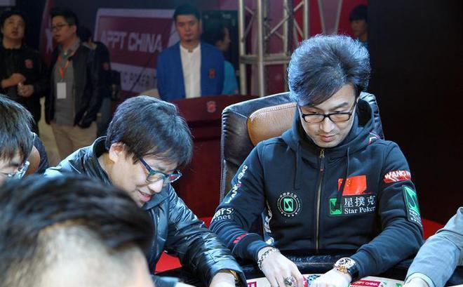 张继科"涉赌"事件持续发酵,大量明星涉赌照片纷纷被曝光