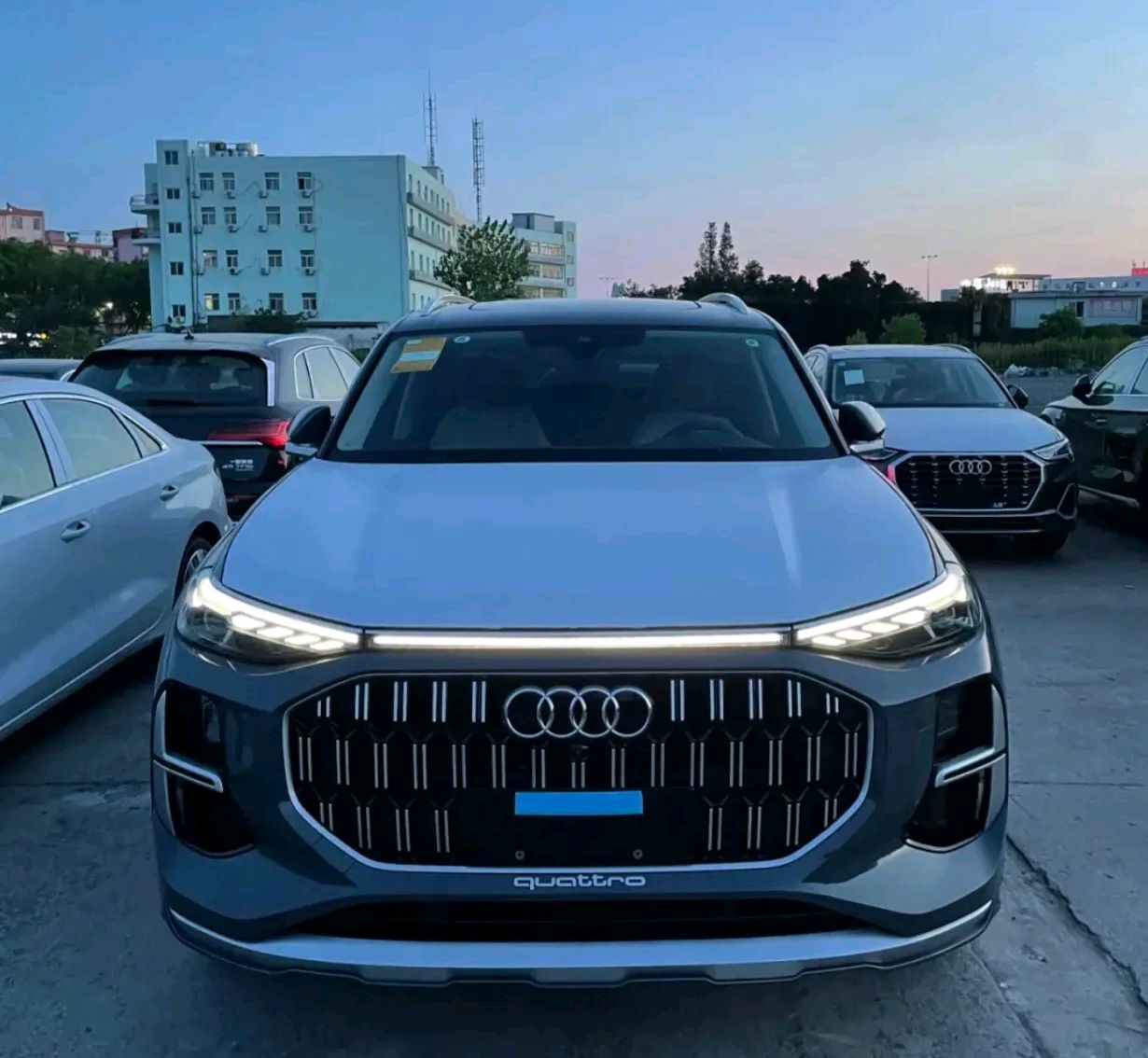 配置曝光,四驱版奥迪q6亮相,贯通日行灯 长轴距,气场不输宝马x5