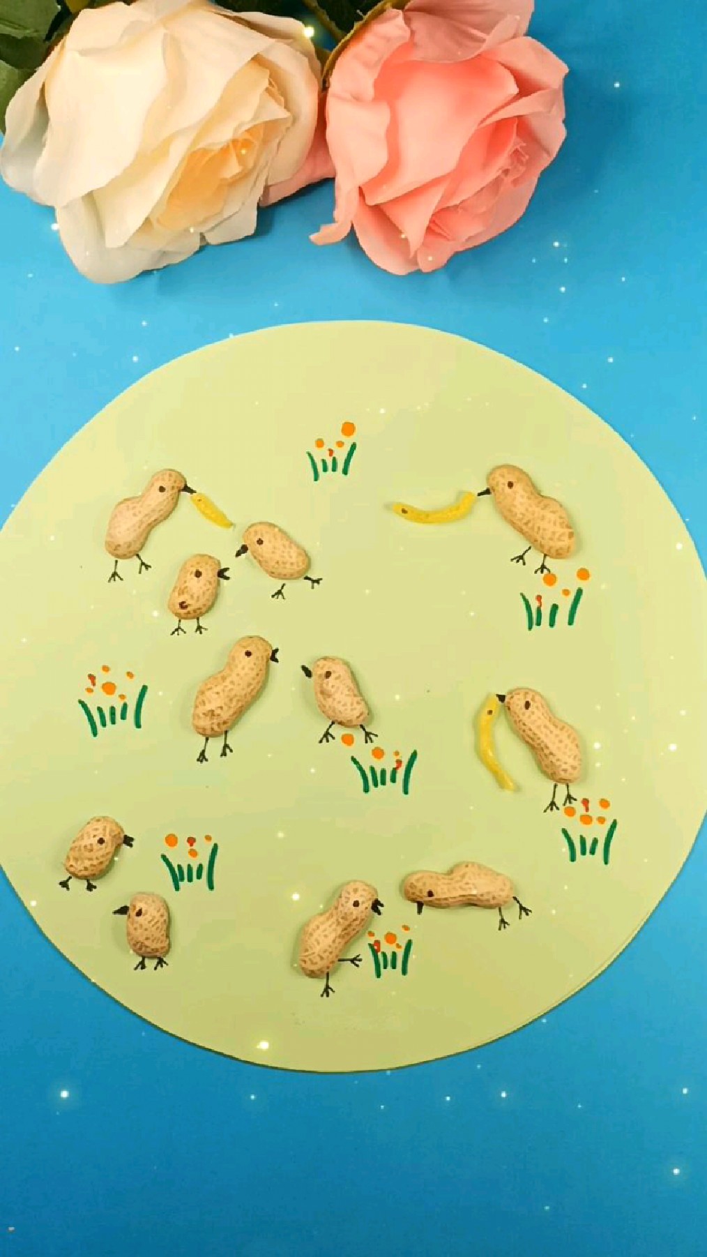 吃剩的花生壳不要扔,用来做一副小鸡吃虫的画吧!