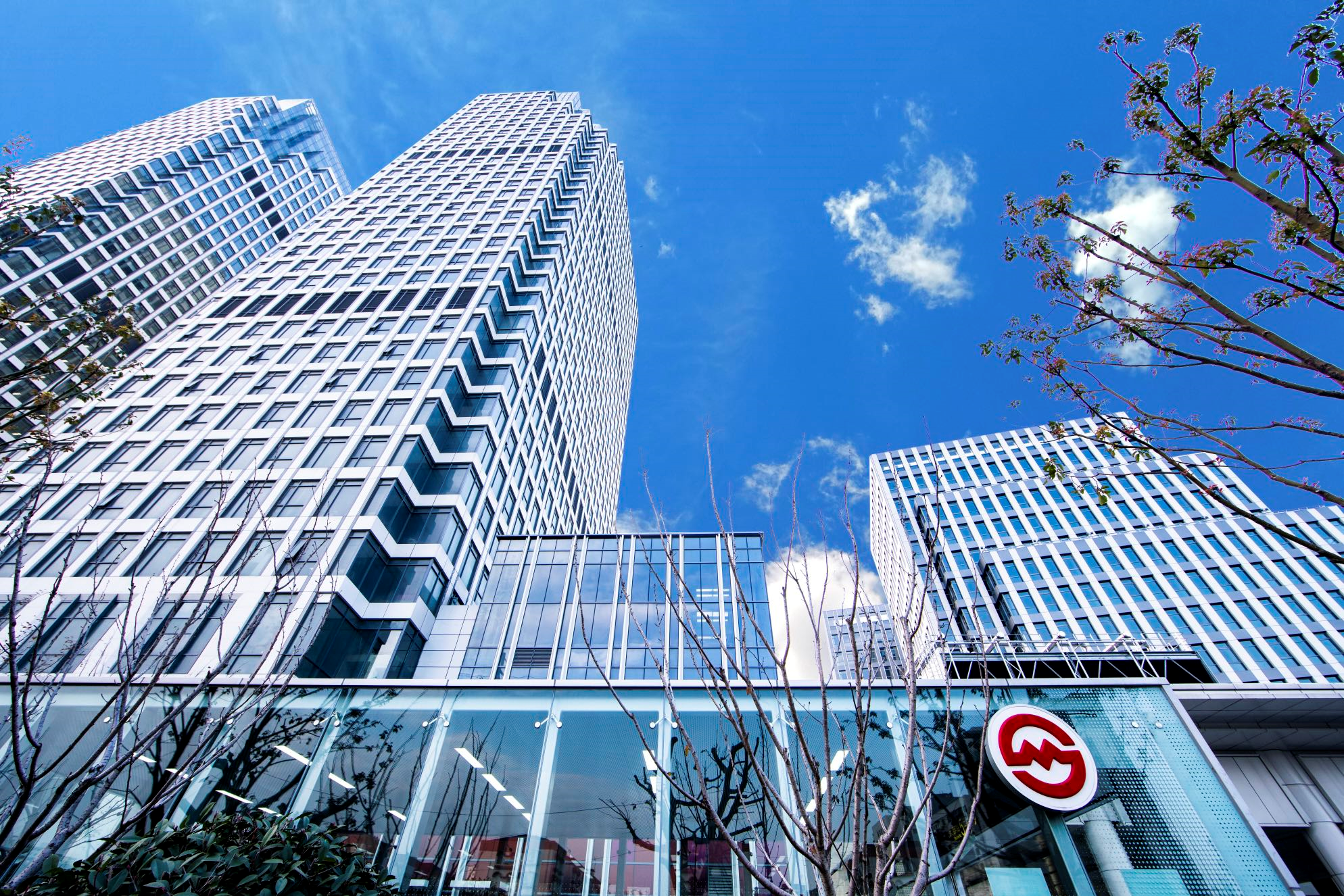 上海普陀区黄金地段的信泰中心