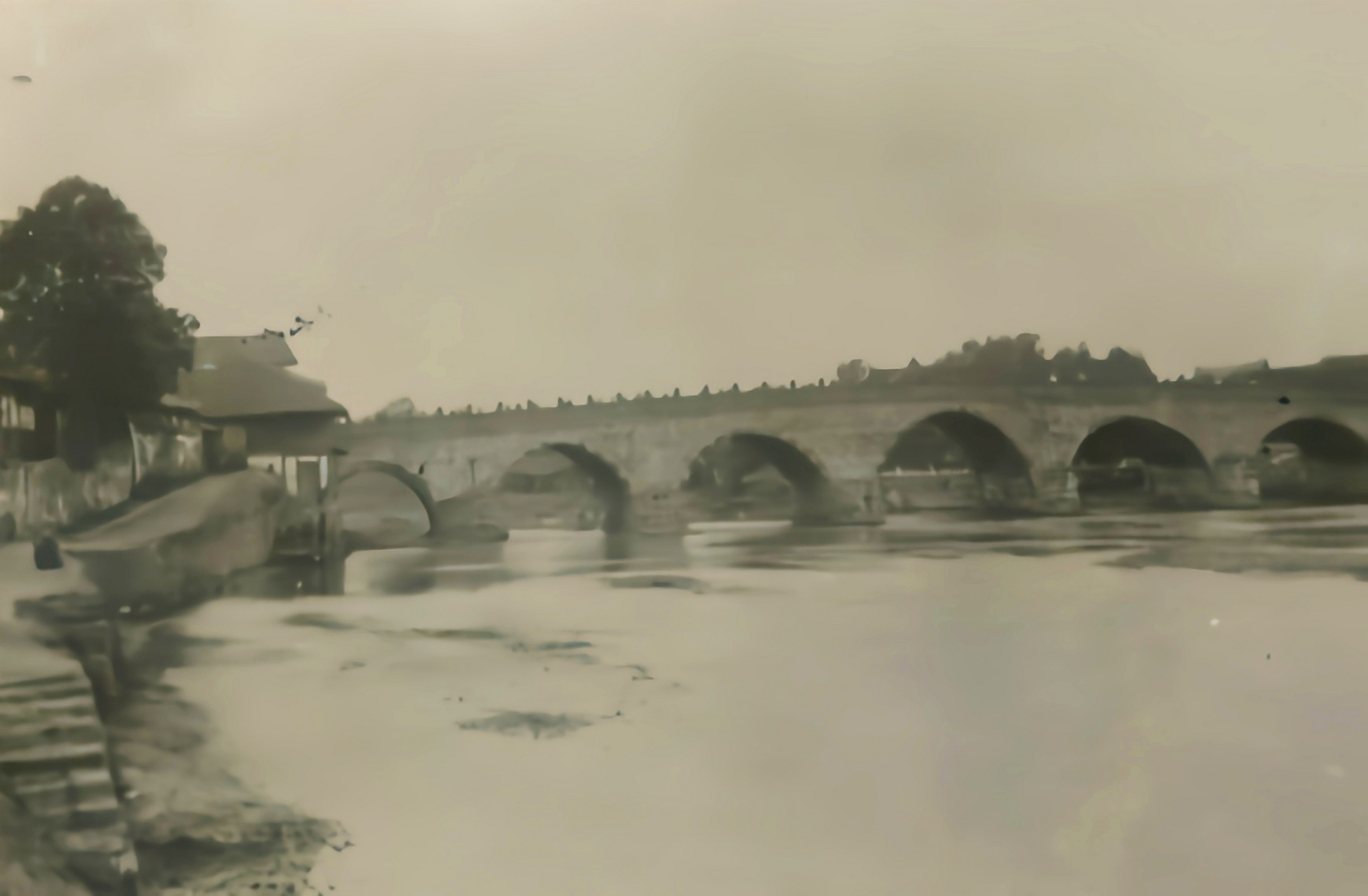 成都九眼桥,驷马桥和青羊宫在民国时期的老照片,一对比今天的九眼桥