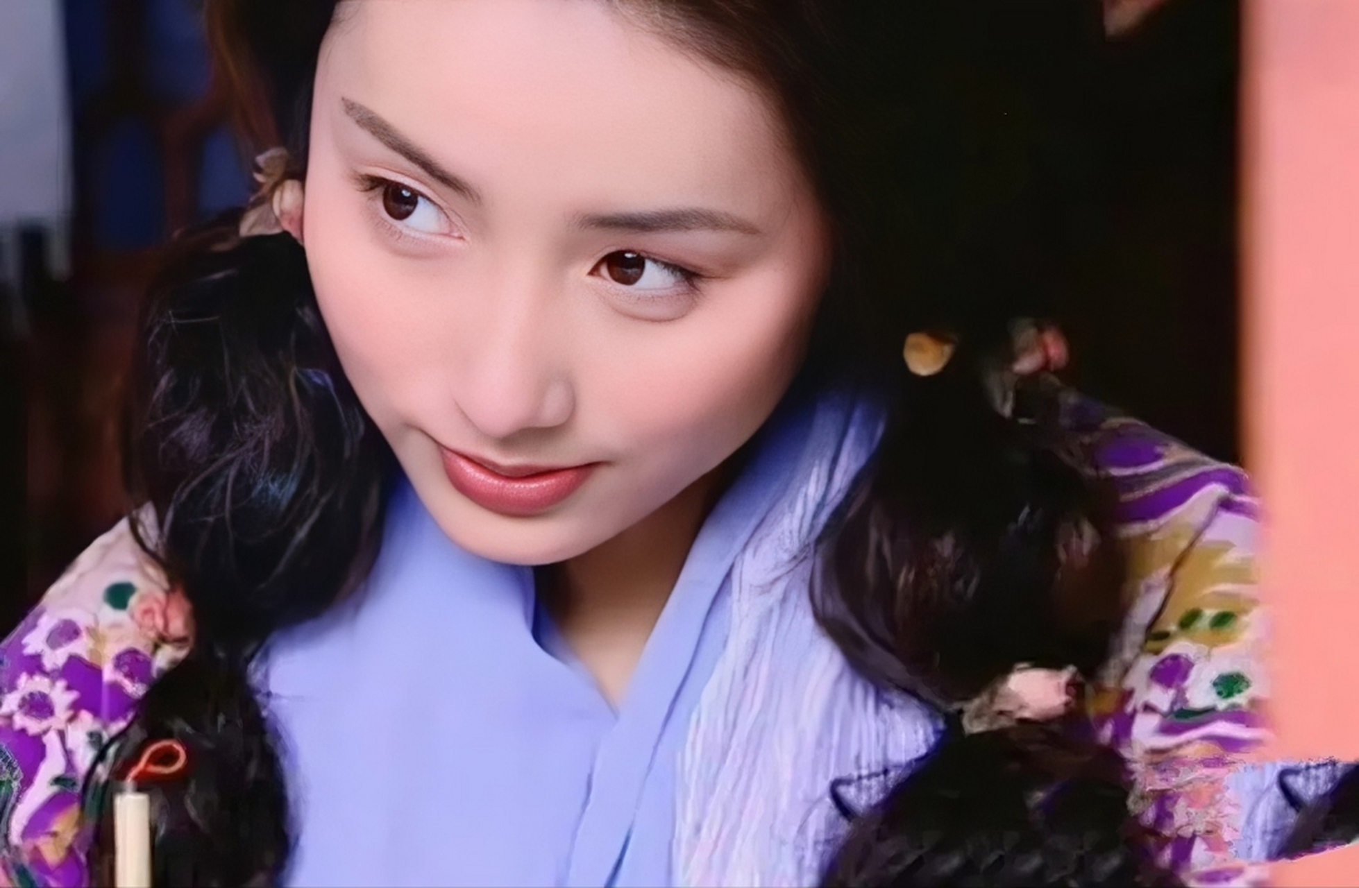 电视剧《天外飞仙》里的少女赛金清纯美丽,到现在