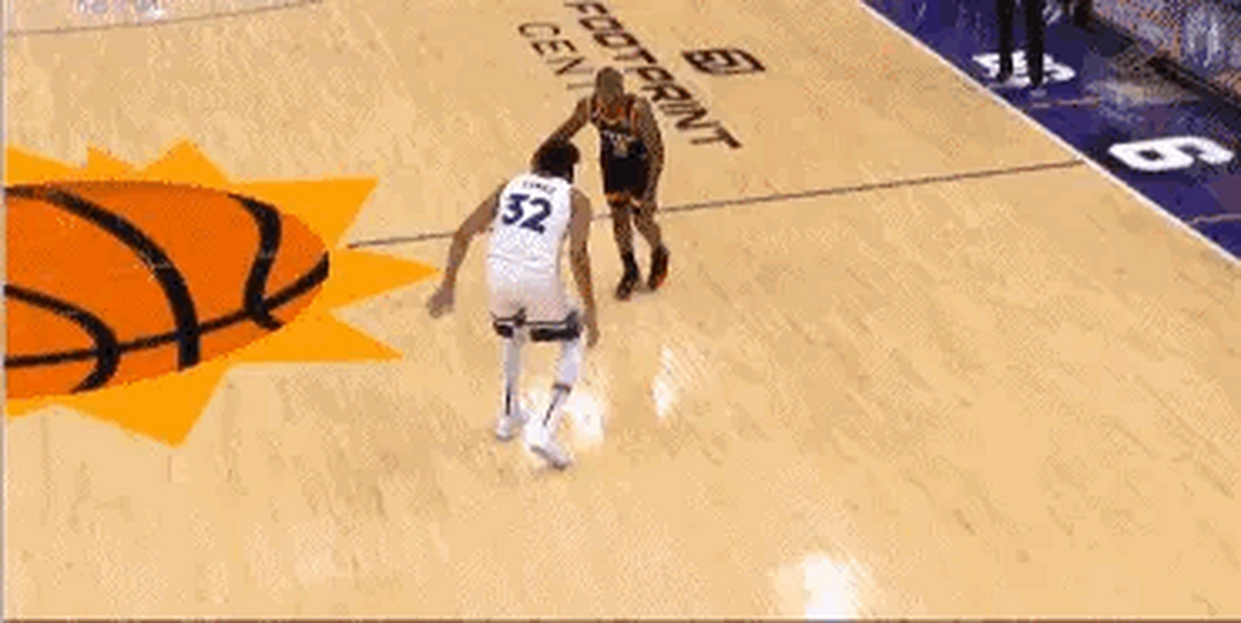 今天裁判有意思了,吹了普尔三个运球翻腕,把普尔吹懵逼了,全场比赛10