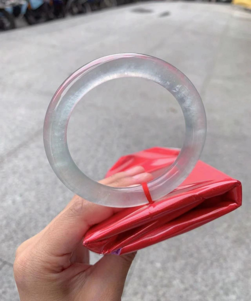 高冰玻璃种翡翠手镯:0647800|||高冰记得玻璃种,带雪花棉