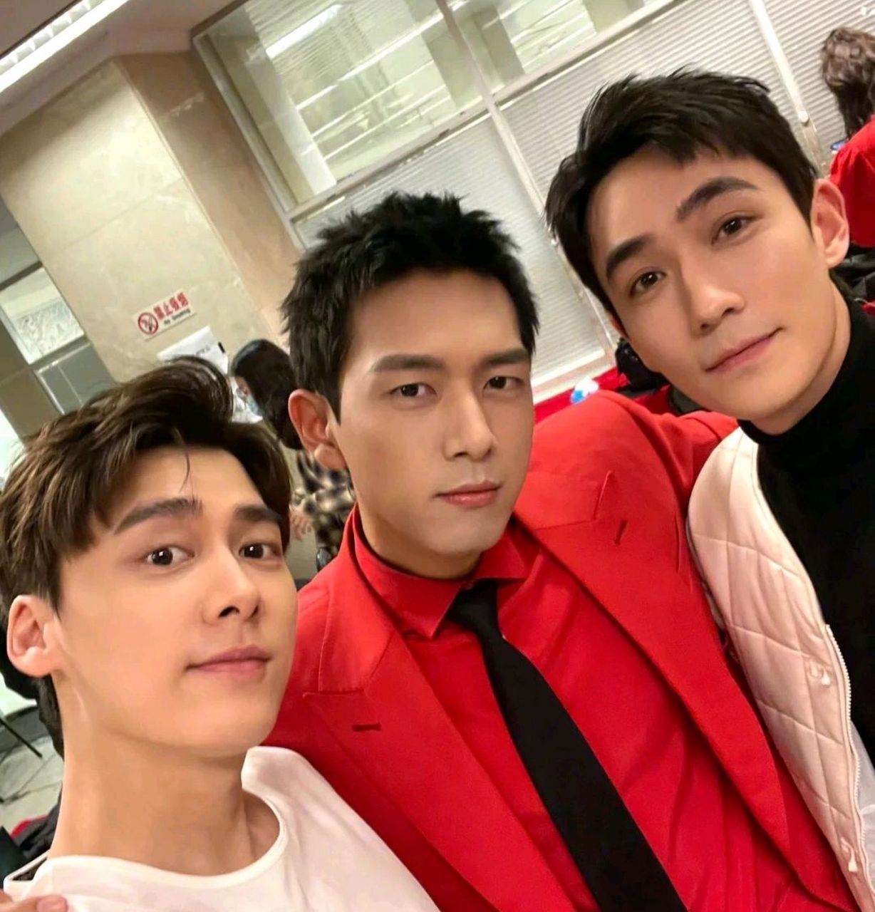 李易峰和朱一龙的最新同框照!