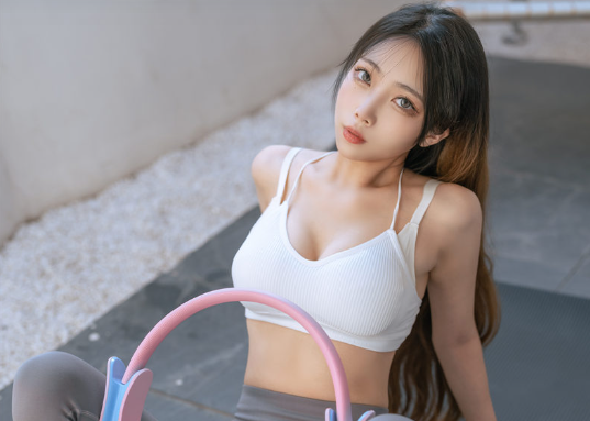 杏仁曲奇小姐姐作品合集:糕点世界的甜蜜魅力!插图1 杏仁曲奇小姐姐作品合集:糕点世界的甜蜜魅力!插图1