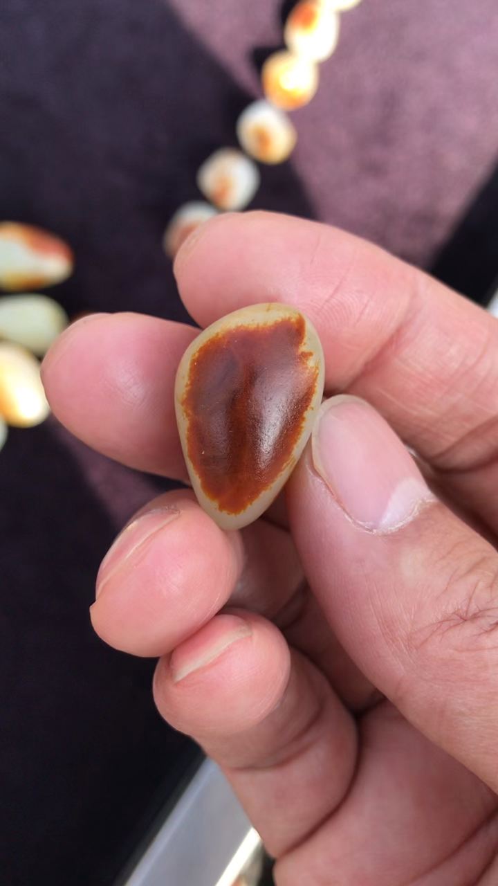 红皮白肉和田玉包金小精品