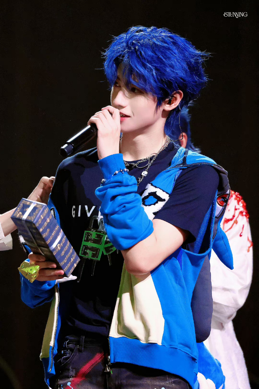 tf三代今日大连演唱会部分成员舞台照:朱志鑫,张极,左航,苏新皓