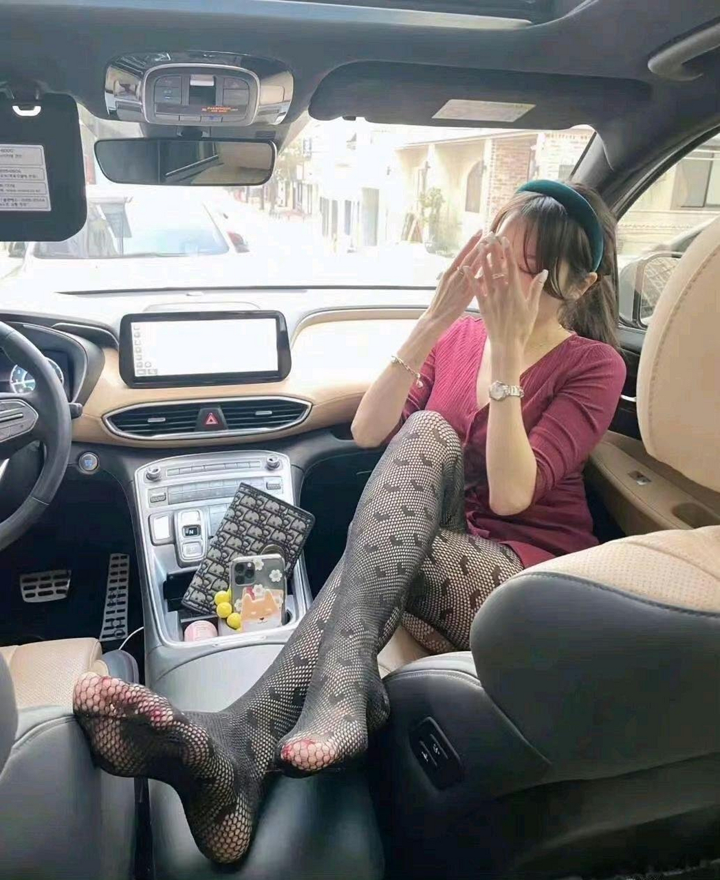 副驾驶的小狐狸