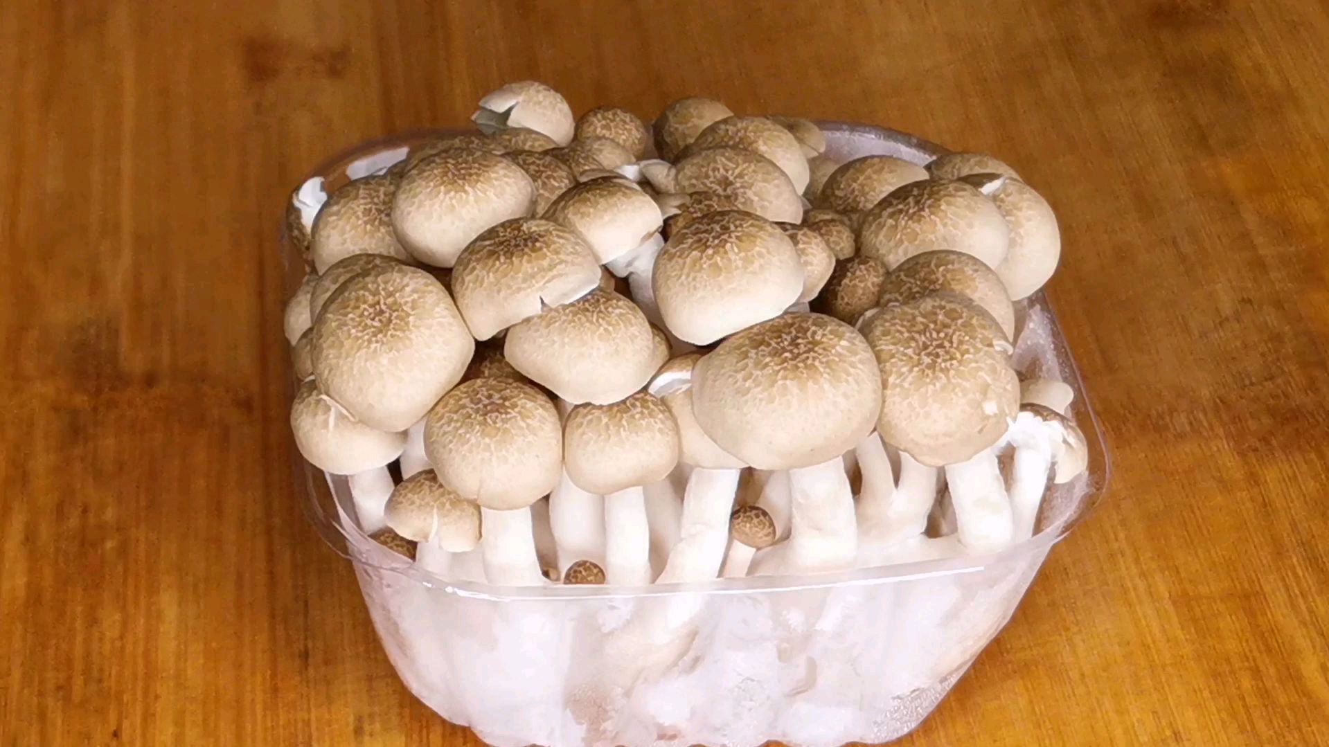 蟹味菇最营养的做法,掌握这点小技巧,汤鲜美味又清爽,太好喝了