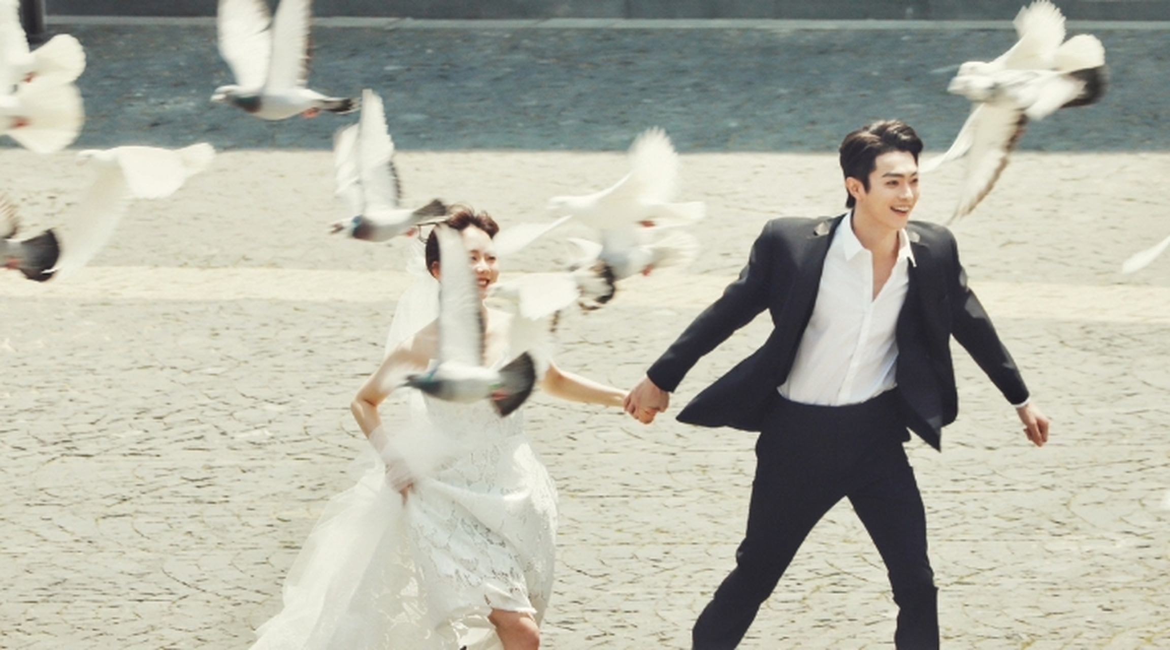 谭松韵和许凯新剧的氛围感绝了,谁懂啊?家人们!