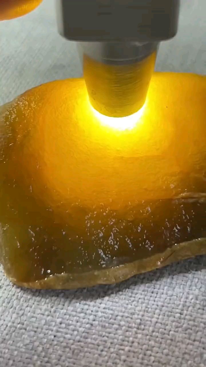 冰黄料子太清澈了,大马坎水石品质有目共睹