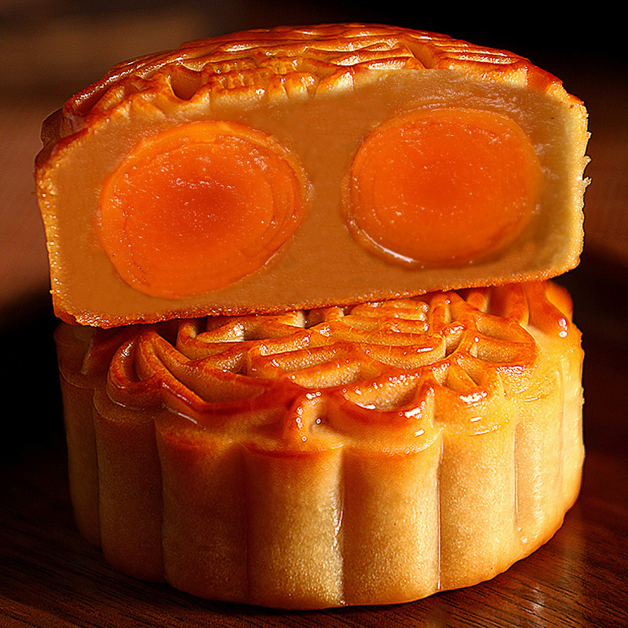 广州酒家月饼,是广东传统名点之一,采用传统手艺制作而成,口感酥脆,香