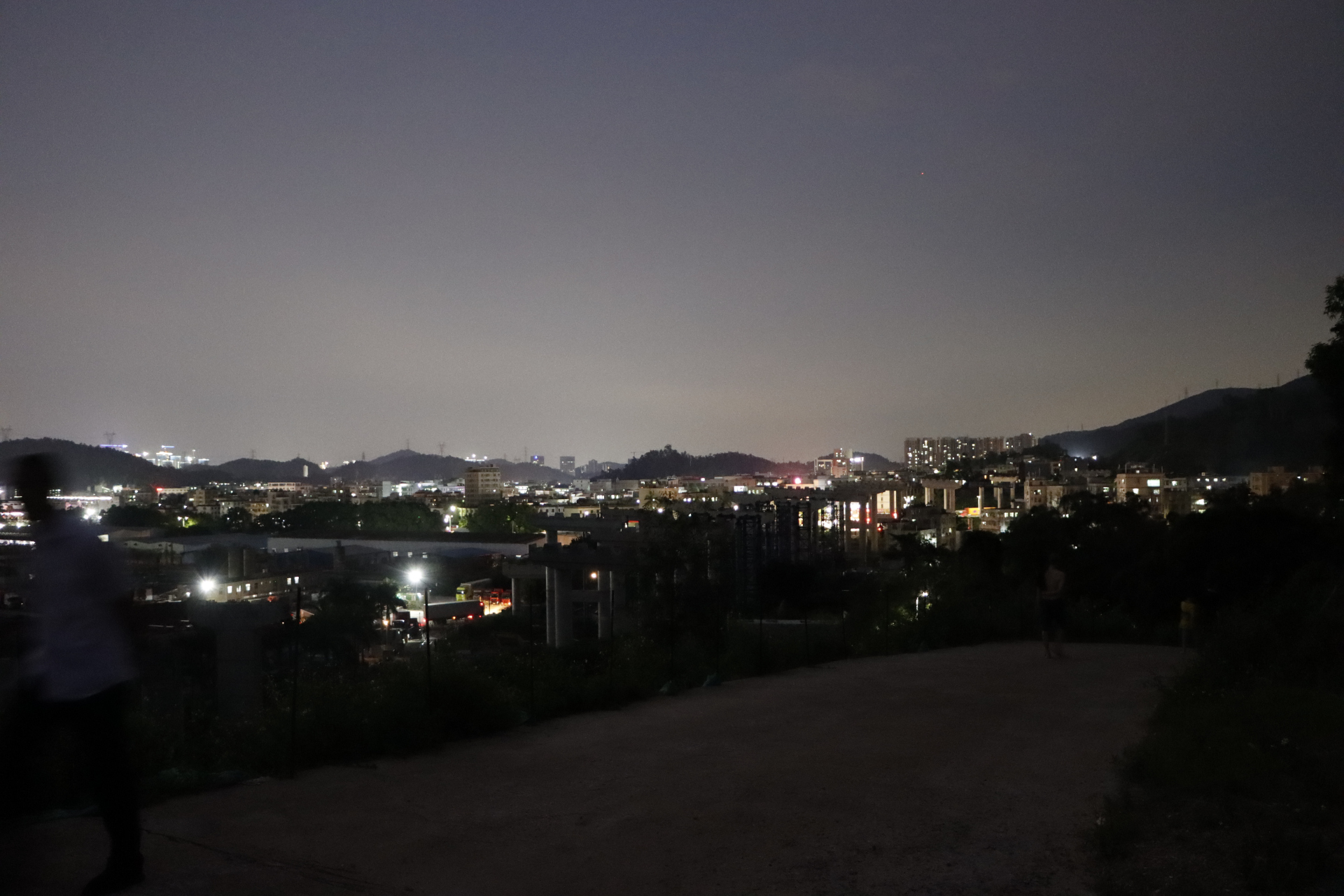 深圳横岗方良村夜景分享