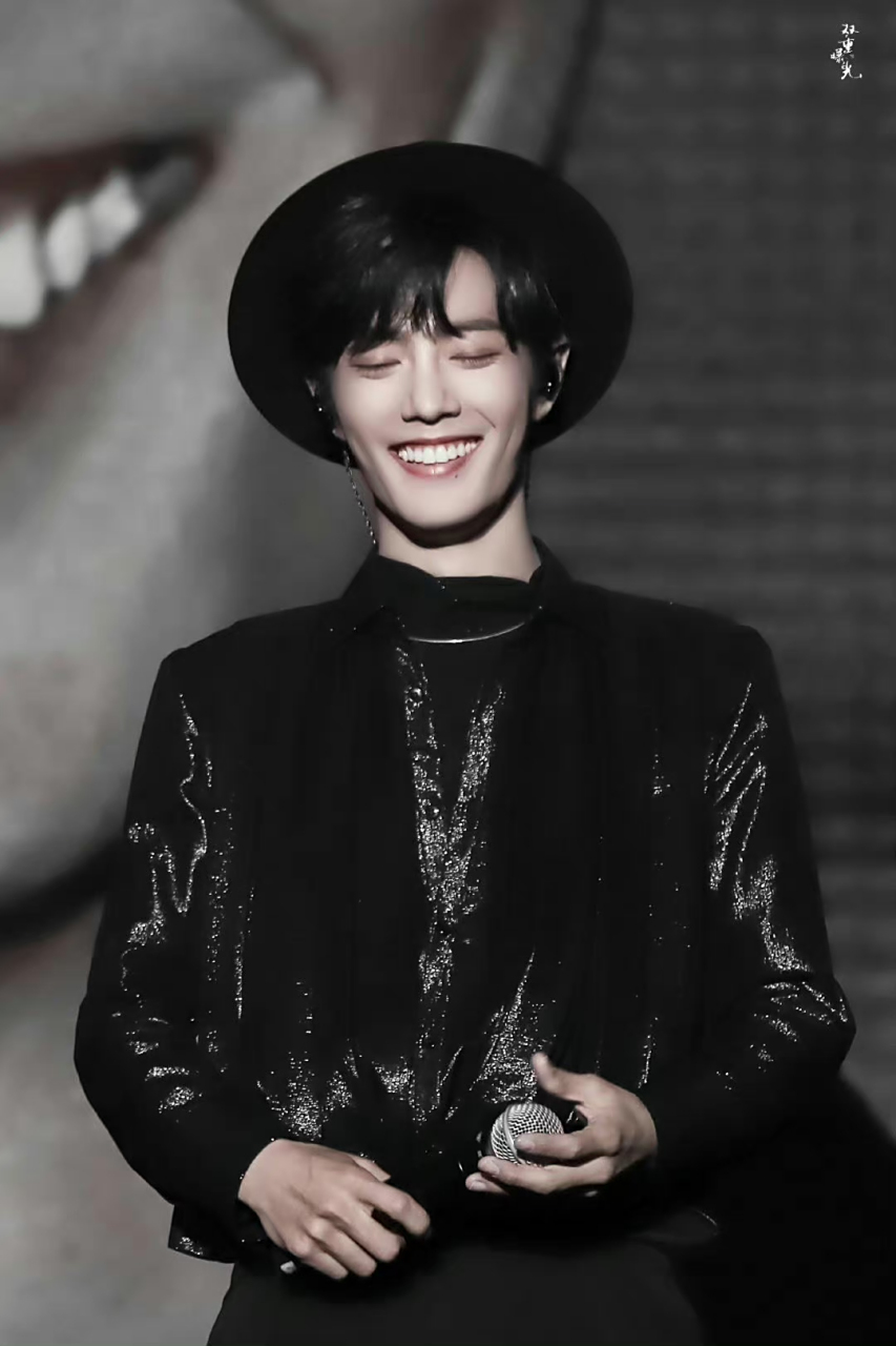 这就是那个挂了热搜三天的笑～#肖战# #陈情令