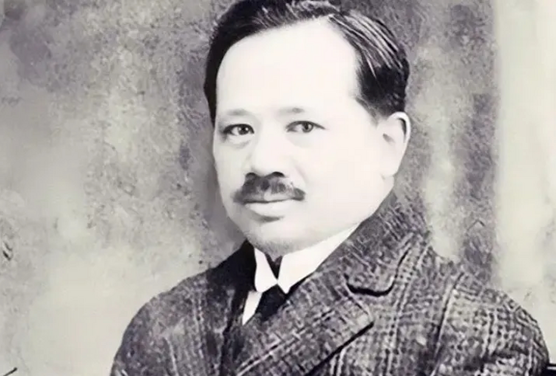 可当朋友向他询问"该不该送女儿出去留学"时,宋嘉树却愣住了.