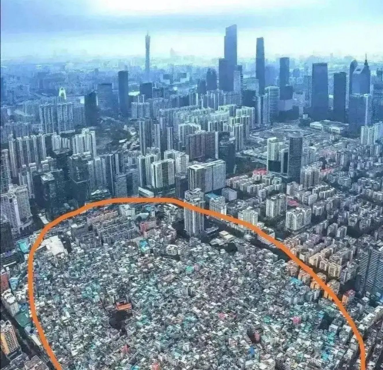 有一个名为石牌村的城中村,它被誉为广州最大的城中村之一