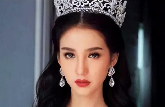 15年北京富二代娶"人妖"当老婆,送豪车买豪宅,如今过得好吗?