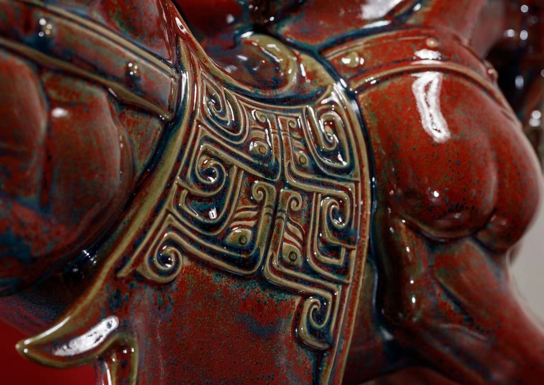 唐马 作品《追梦》,系以马为主题的钧瓷经典作品,汲取全国先进瓷区的