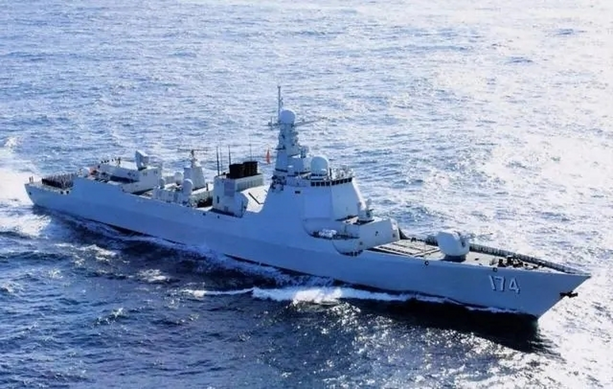 新型054b护卫舰的性能相对于054a有所提升.