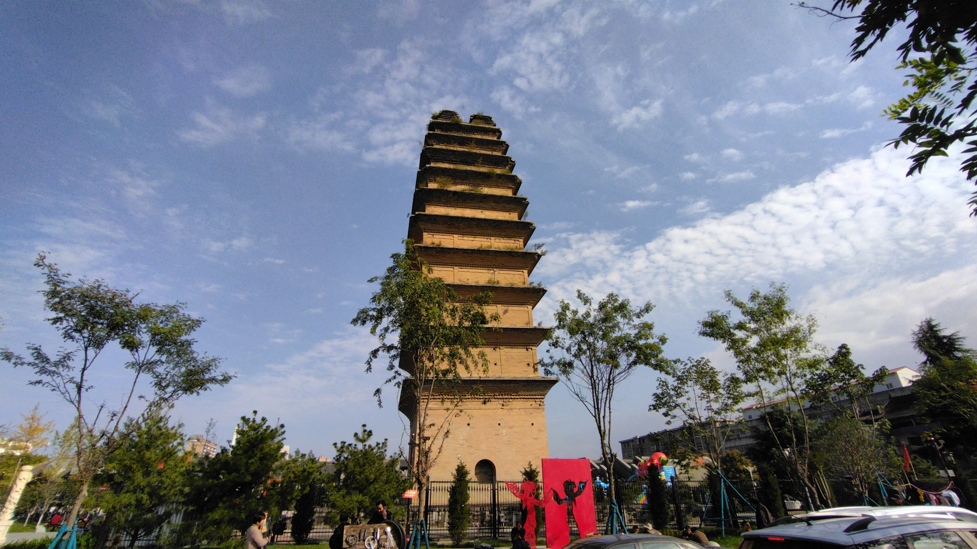 西安面积最大的县,县城有一座千年古塔,这里居然还没有通高速!