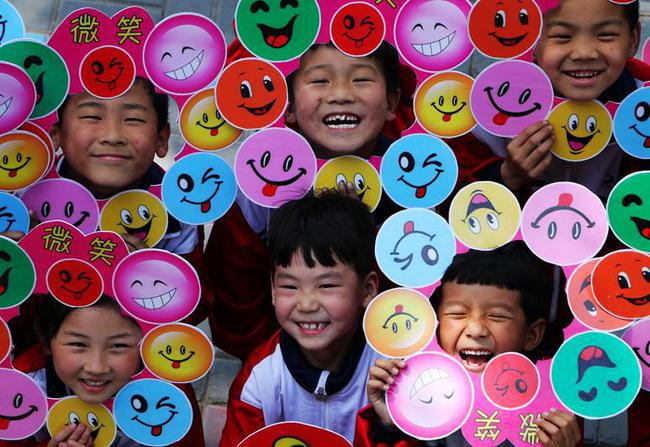 【请不要戴有色眼镜看孩子】 .@毛妈妈说教育的动态