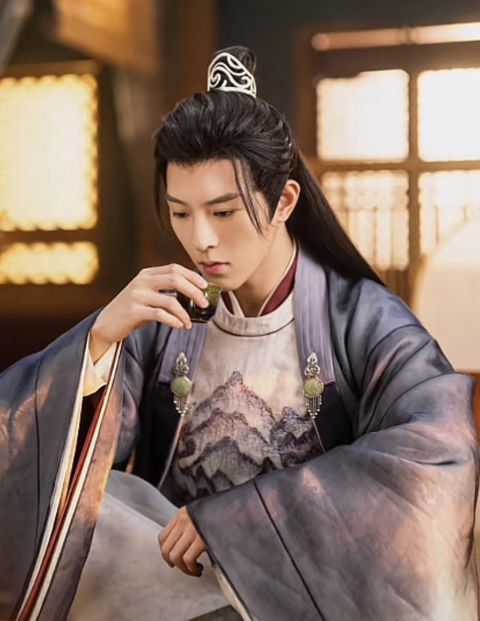 《让一让,公主》定档7月3日,腾讯视频微短剧,讲述了