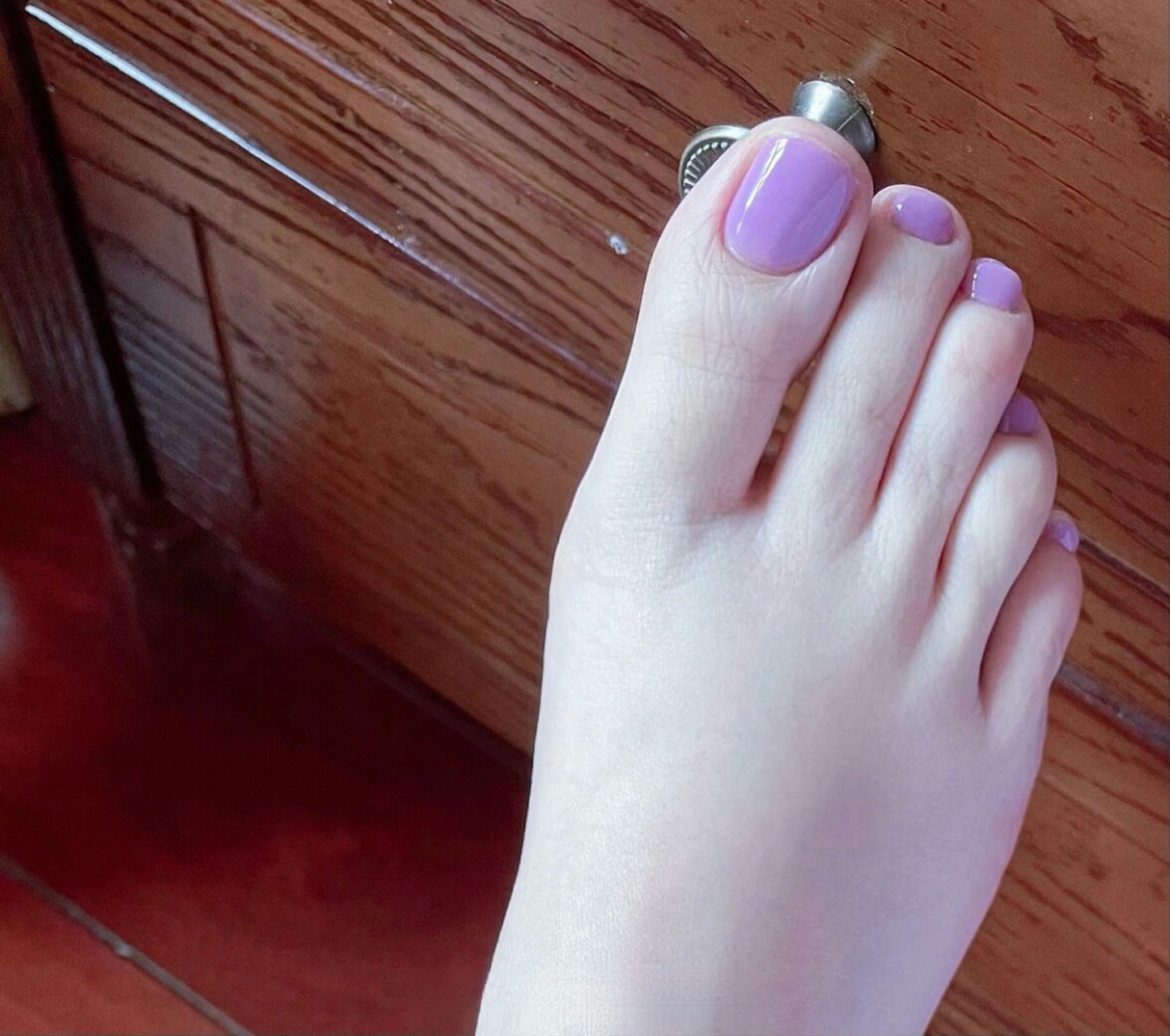 老公说脚指甲涂这个颜色能勾魂,立马安排!满足他.