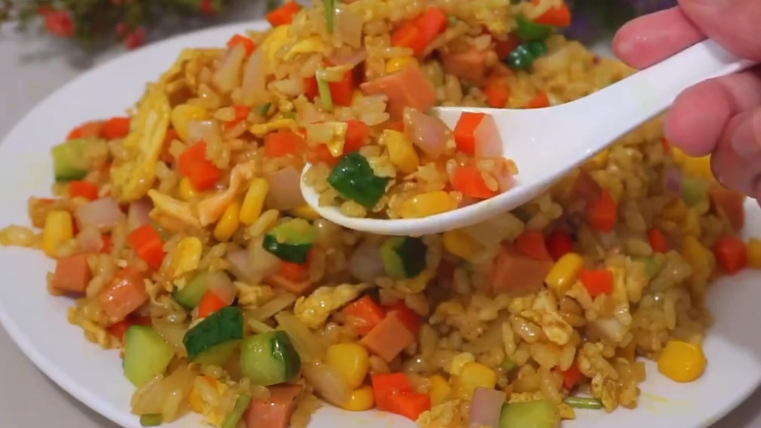 教你学会蛋炒咖喱饭家常做法