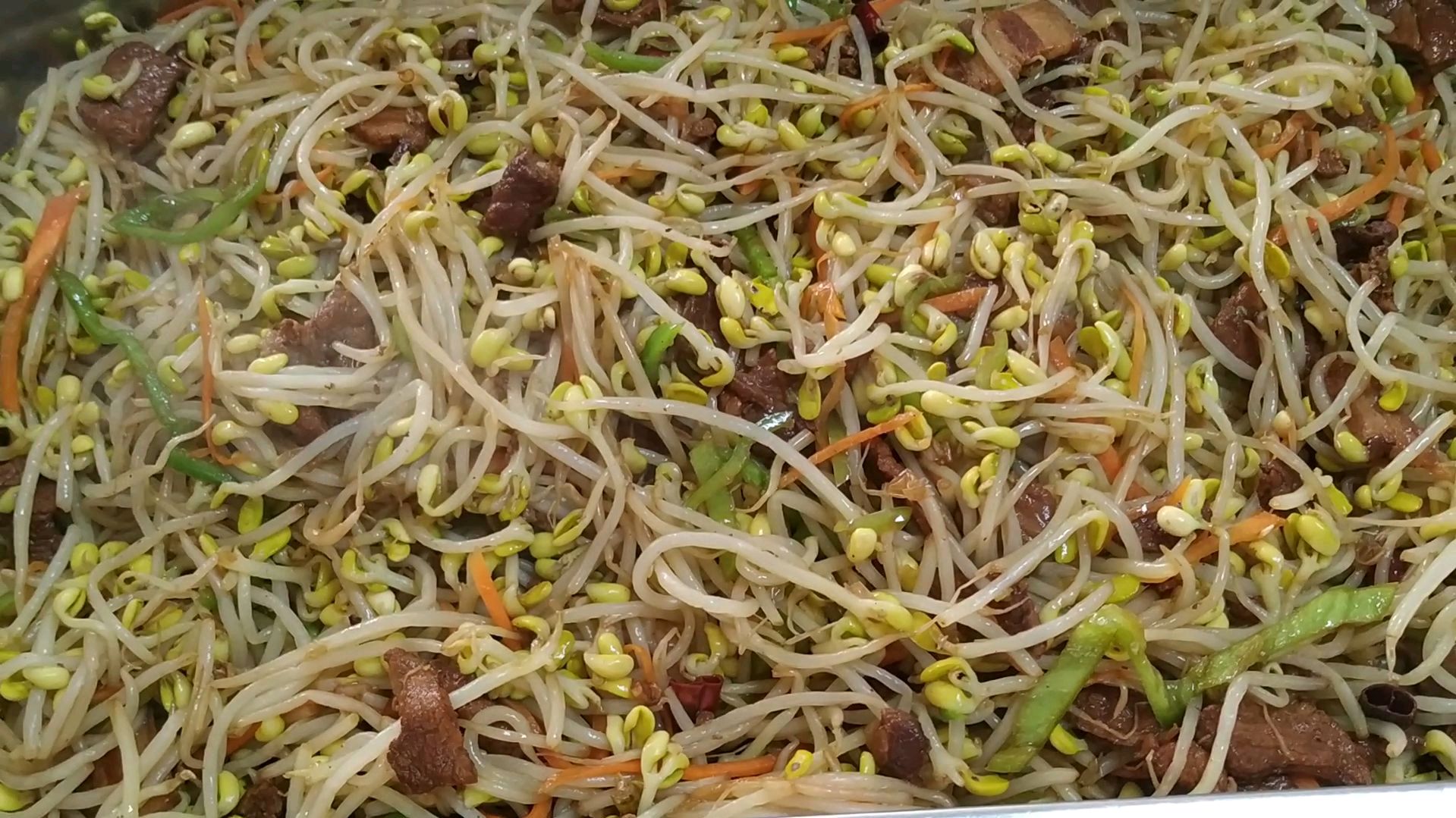 食堂菜品.五花肉炒黄豆芽