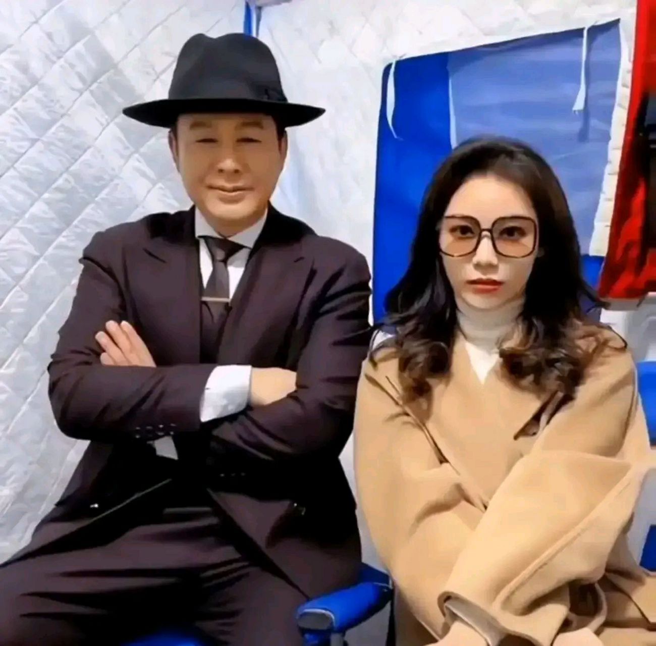 张颂文的妻子名叫陈素珍,来自江苏苏州,毕业于南京大学,现实生活中的