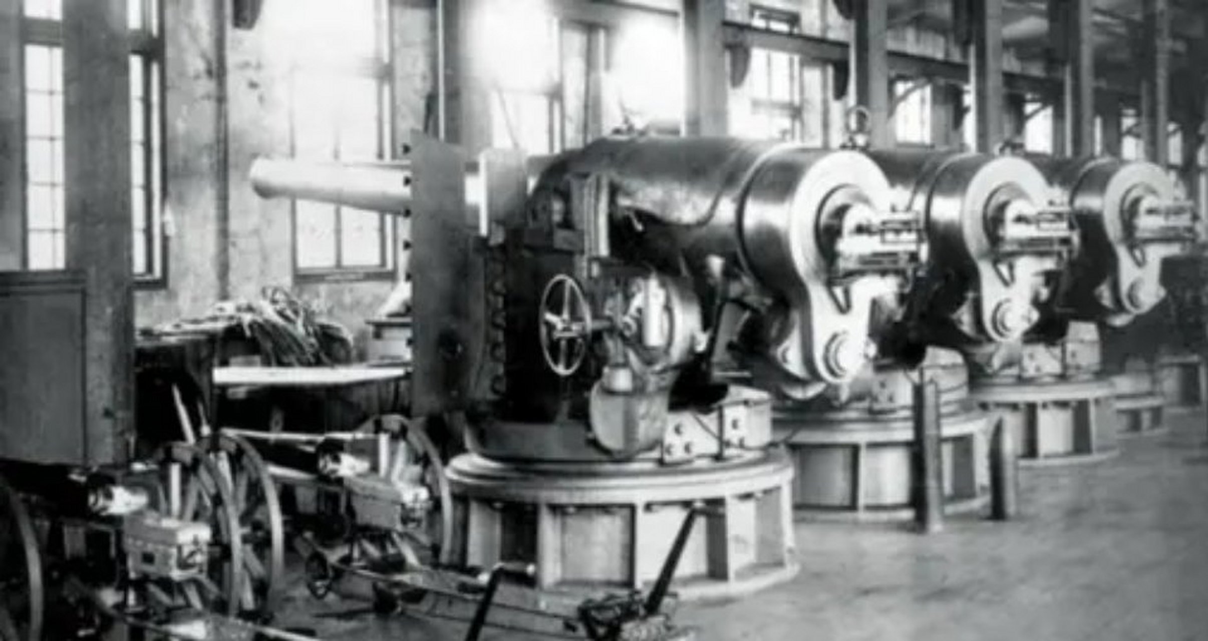 江南制造总局一共生产枪支6477支,平均每年1079.