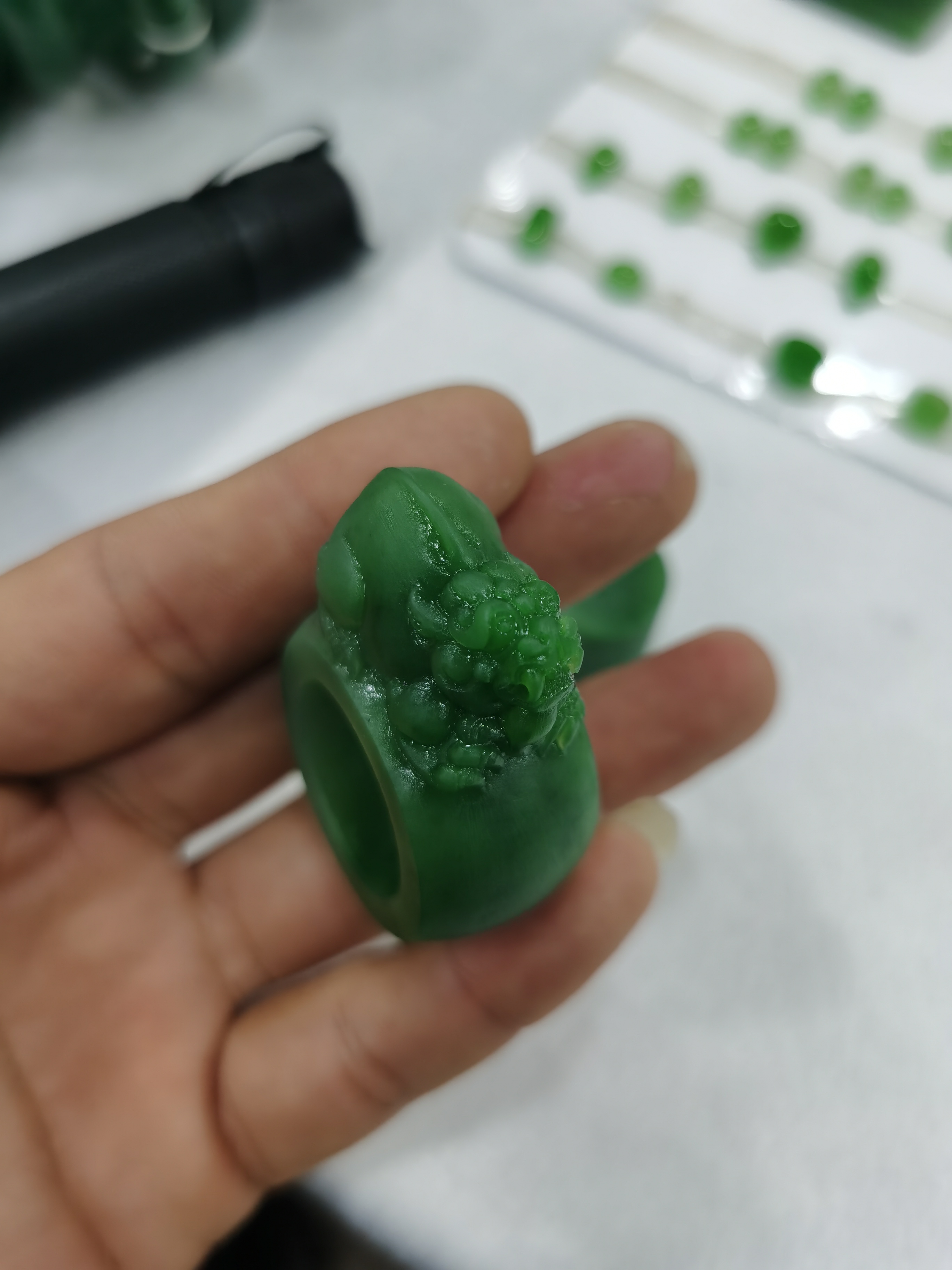 碧玉貔貅扳指带顶珠