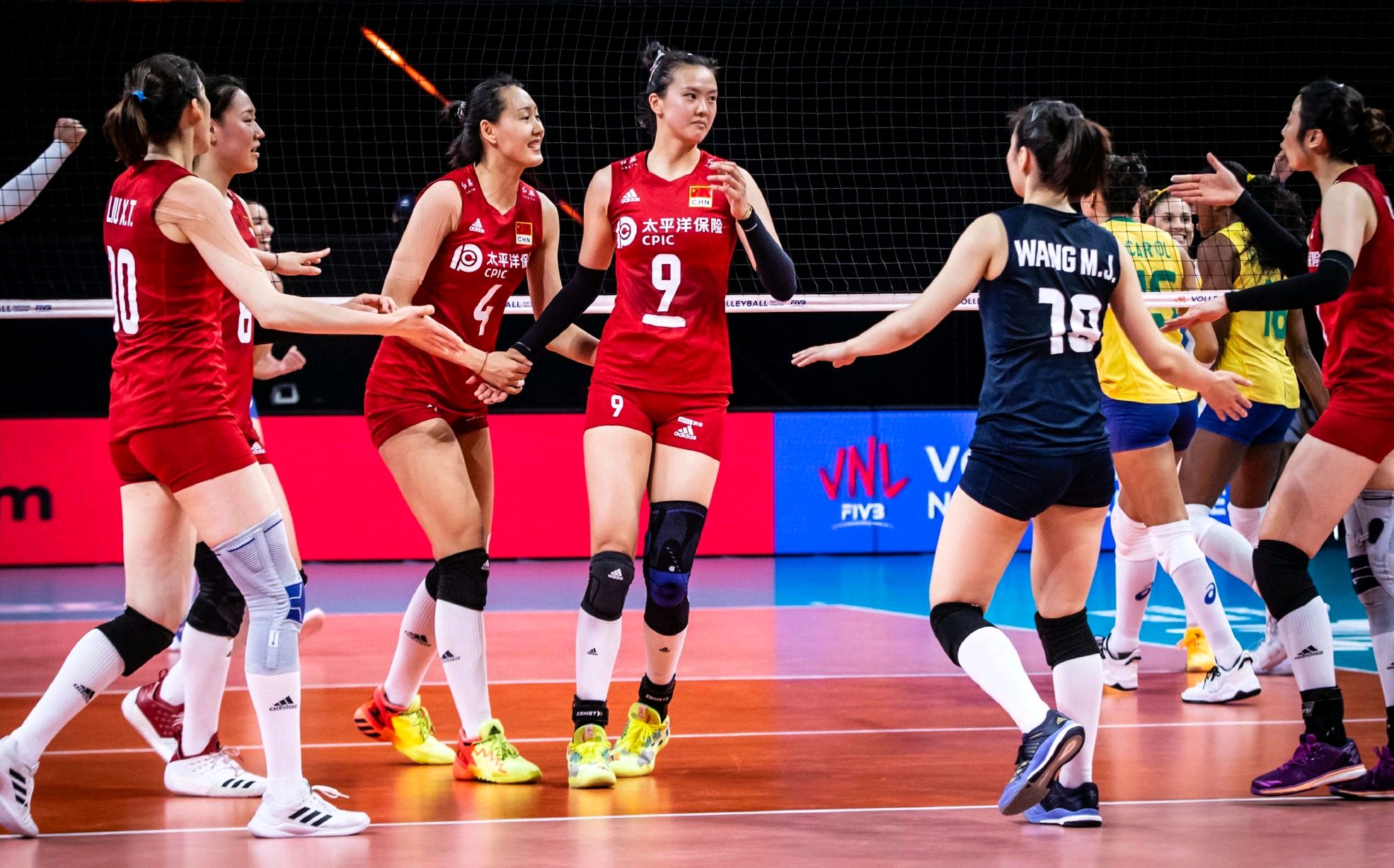 背飞3米09的高意提前回国!中国女排六大主力归队,四人离开