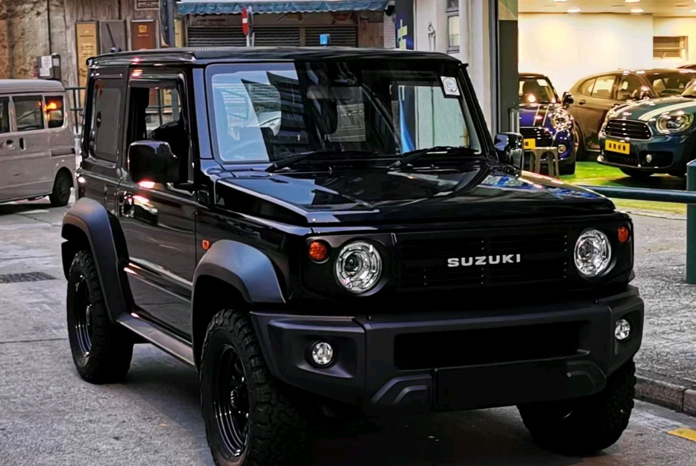 手动变速箱 黑骑士外观,俗称越野车"小精灵",实拍铃木吉姆尼