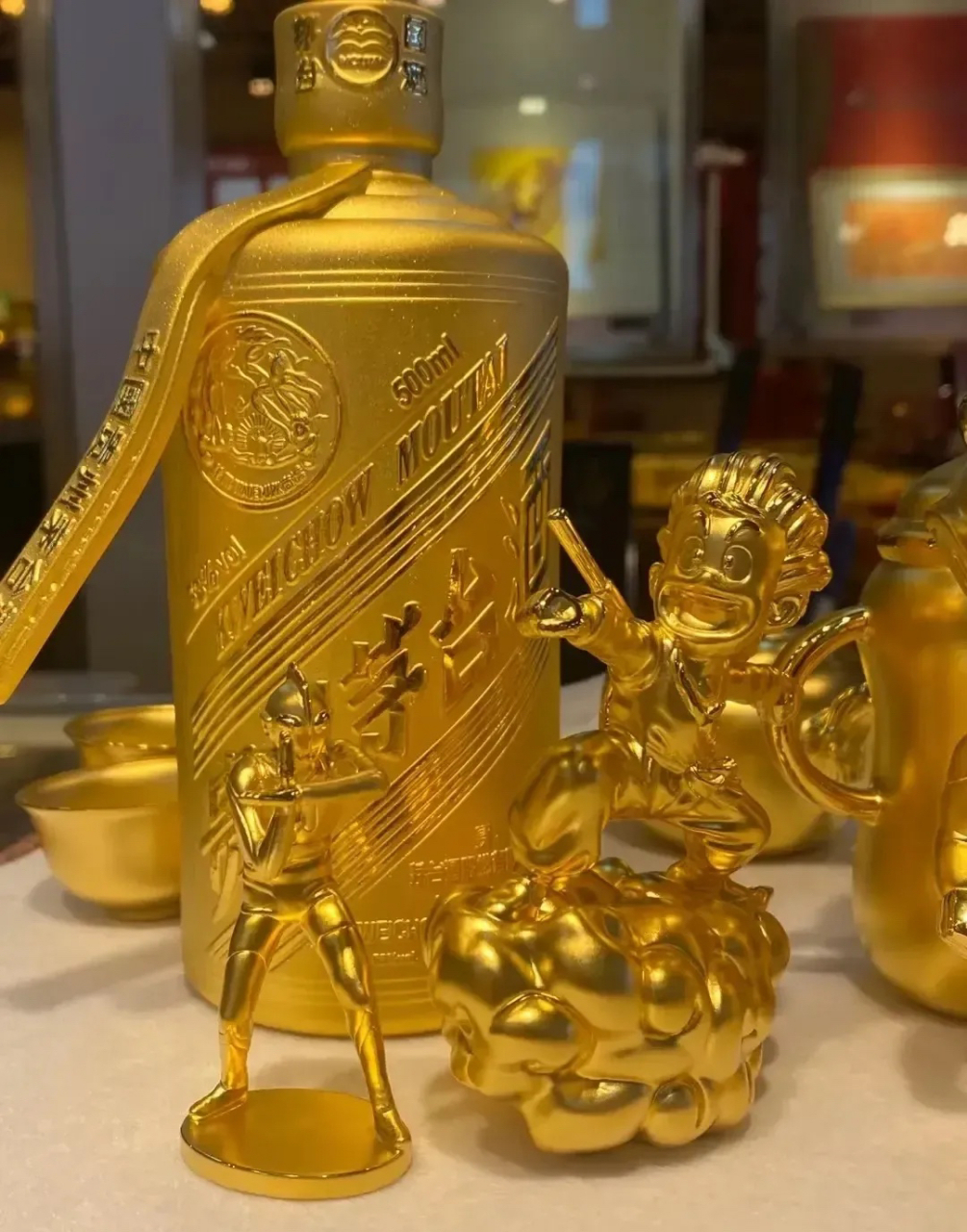 纯金茅台酒～ 价值不菲吧