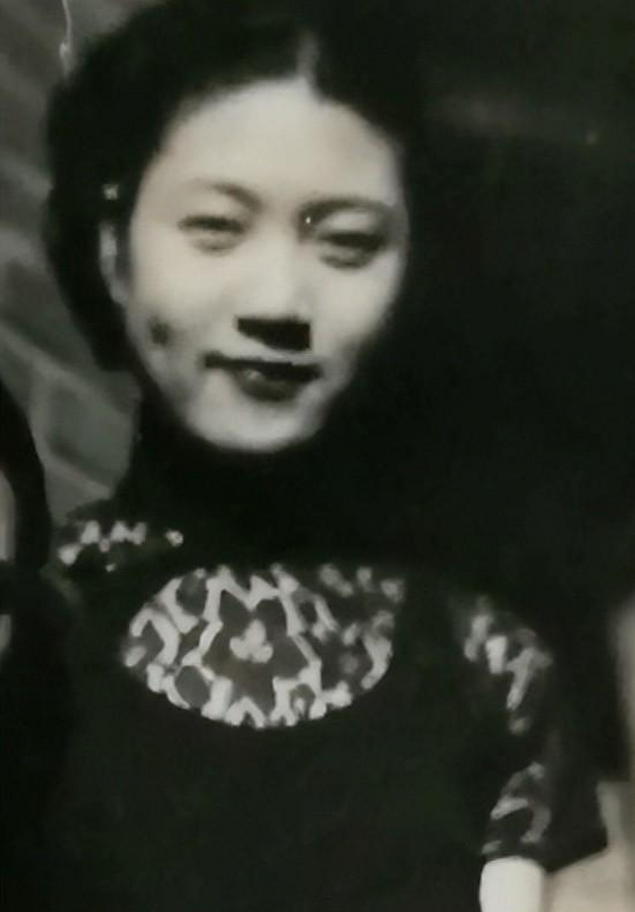 "  1933年,戴望舒因为收到"大舅子"