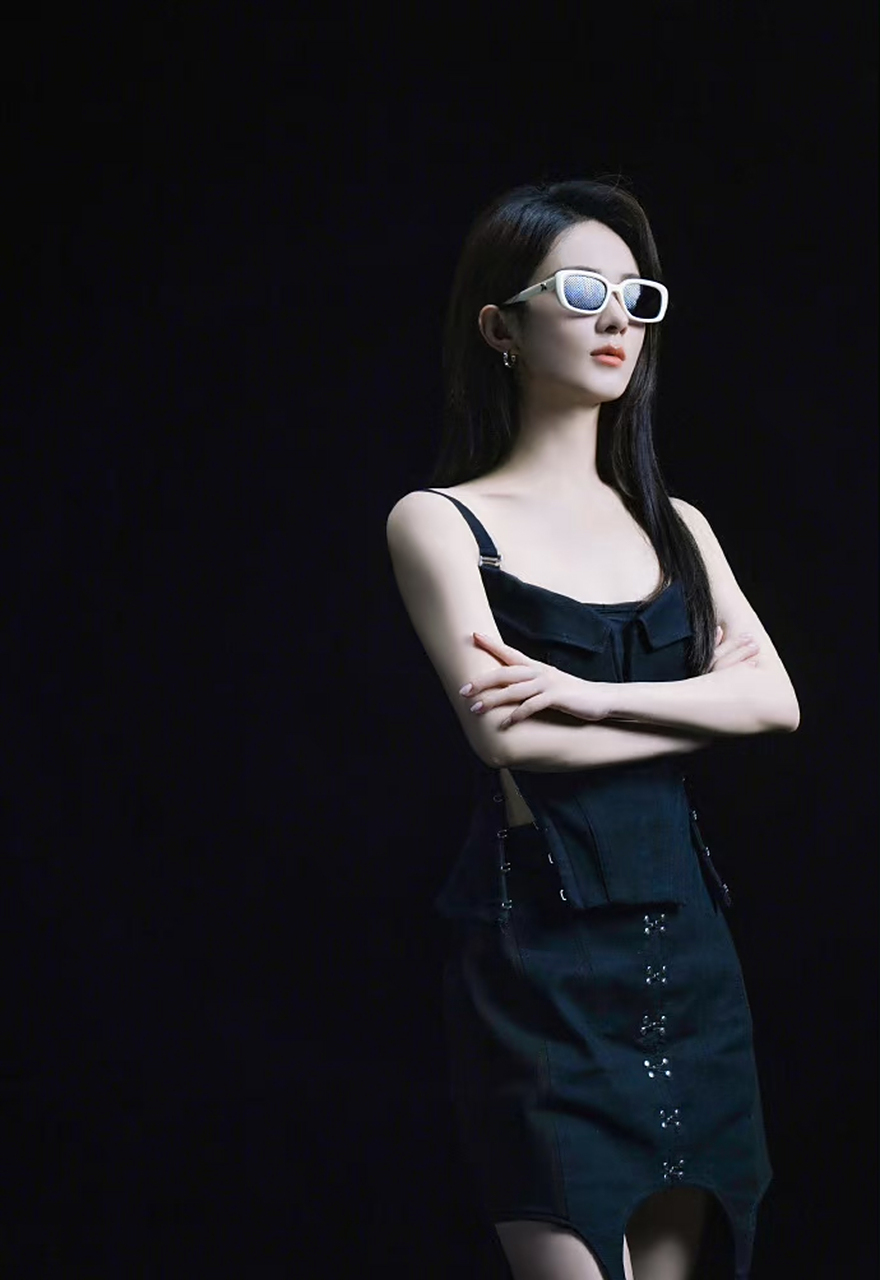 优质作者榜# 赵丽颖带墨镜好酷