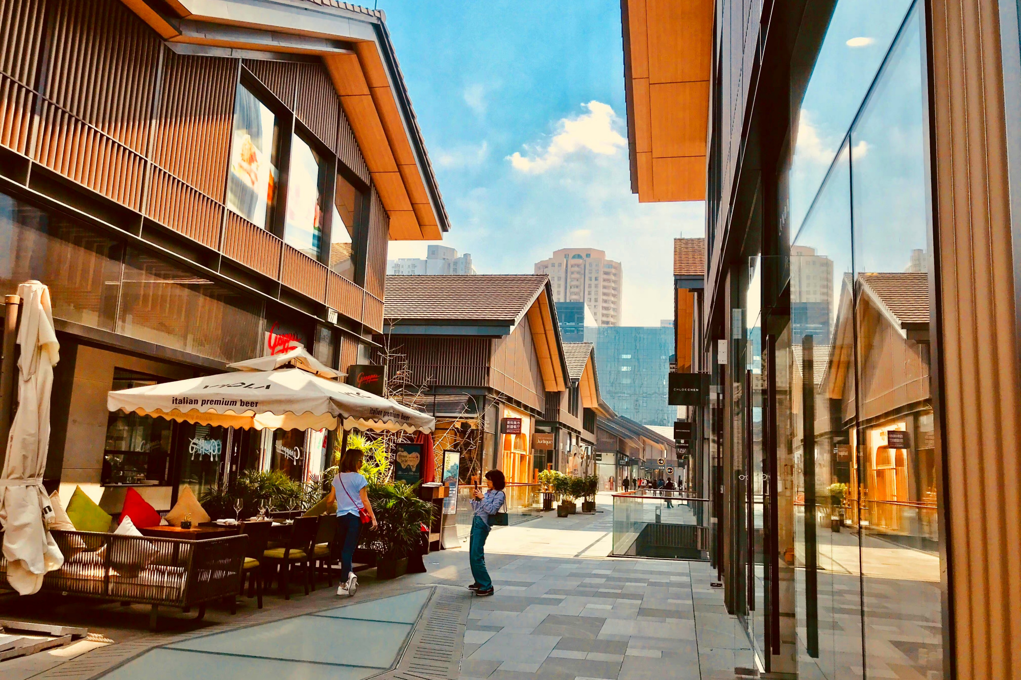 成都一条文化街,比春熙路低调,晋级网红打卡地,人气旺盛