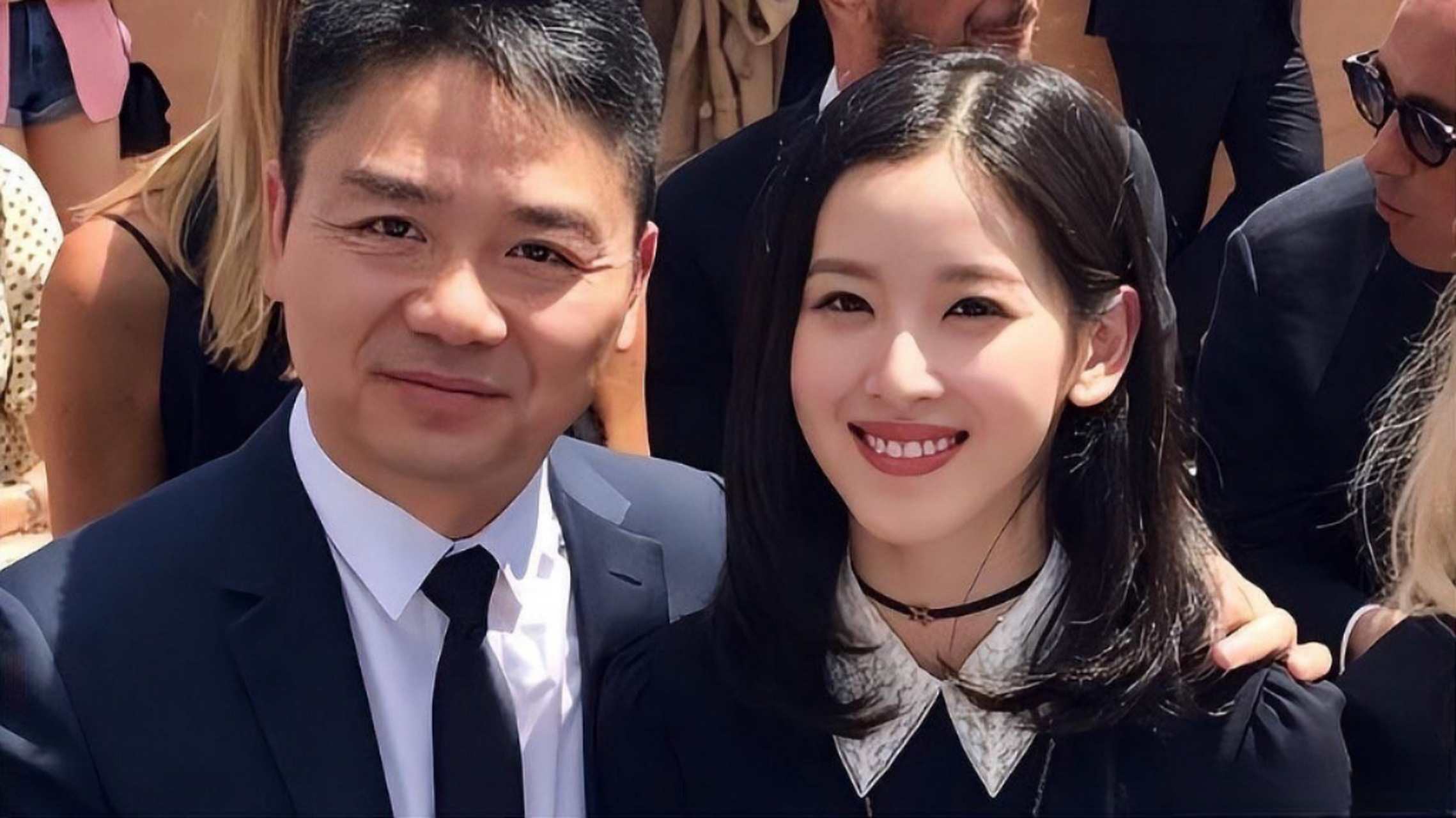 王思聪吐槽章泽天当睡二代|刘强东回怼霸气护妻.