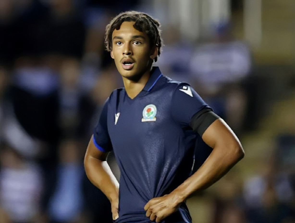 热刺引进天才中卫阿什利-菲利普斯,开启未来之门