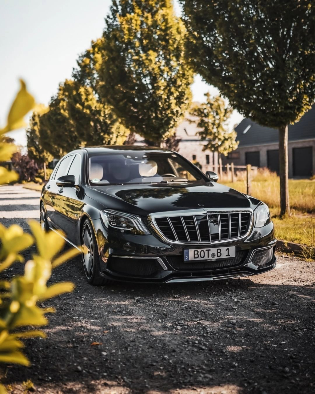 900匹马力的奔驰s级,巴博斯改装得s900,是不是你心目中的西装暴徒?