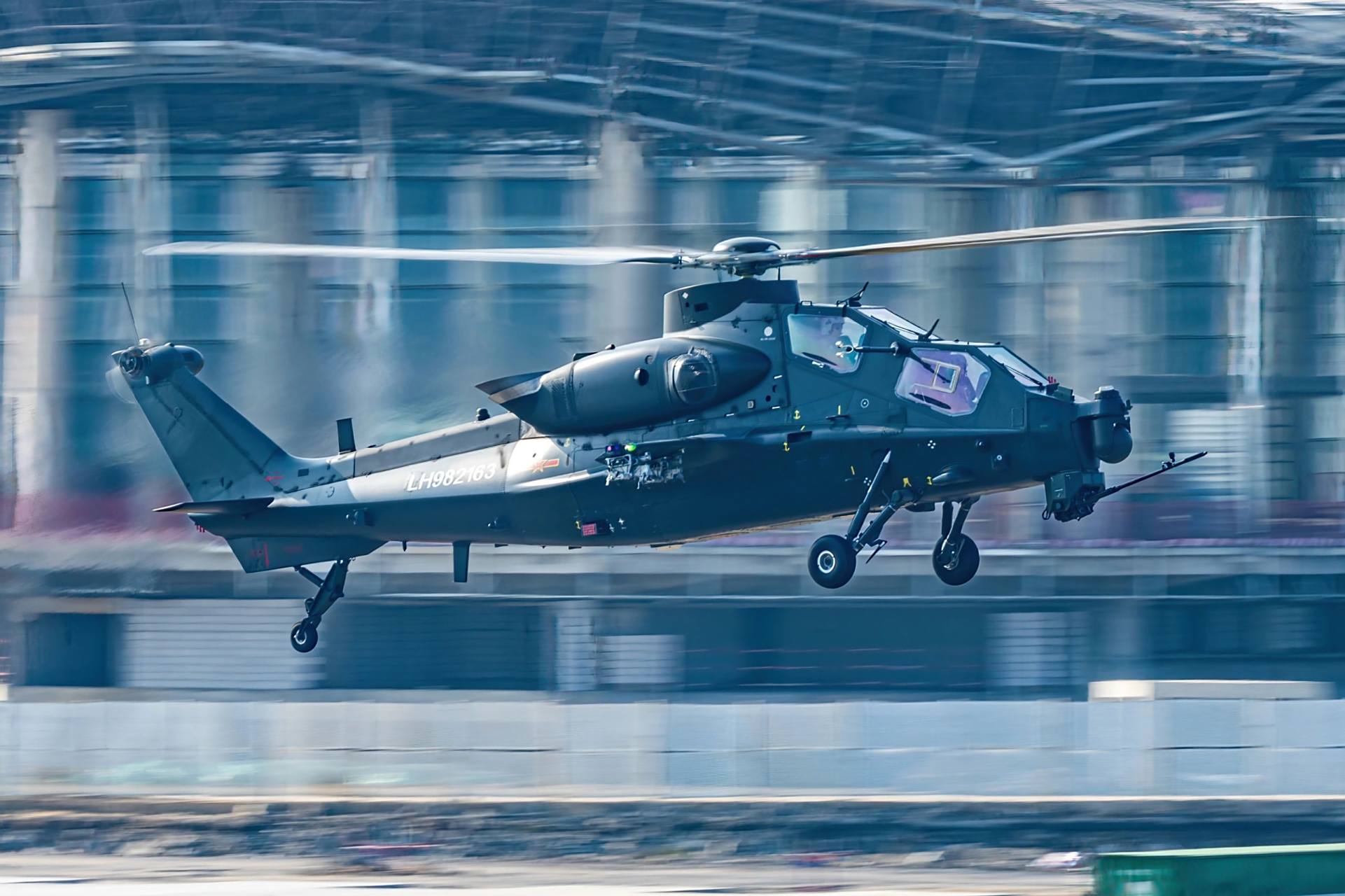 中国武直-10武装直升机