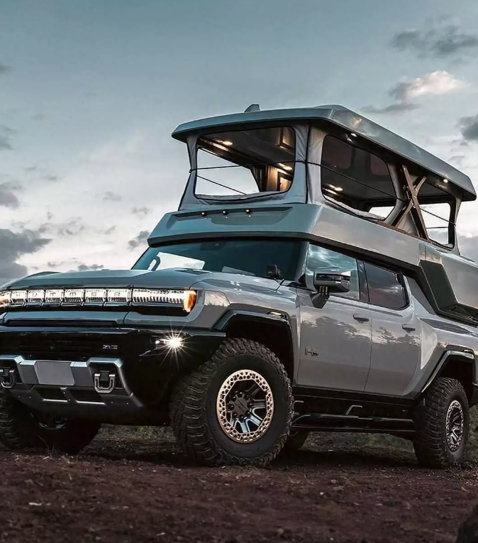 hummer ev:车顶就是一张双人床!卖了硬派越野车还要买帐篷?
