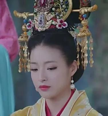 汉成帝的许皇后曾被大臣淳于长侮辱,这是真的吗?她是怎么死的?