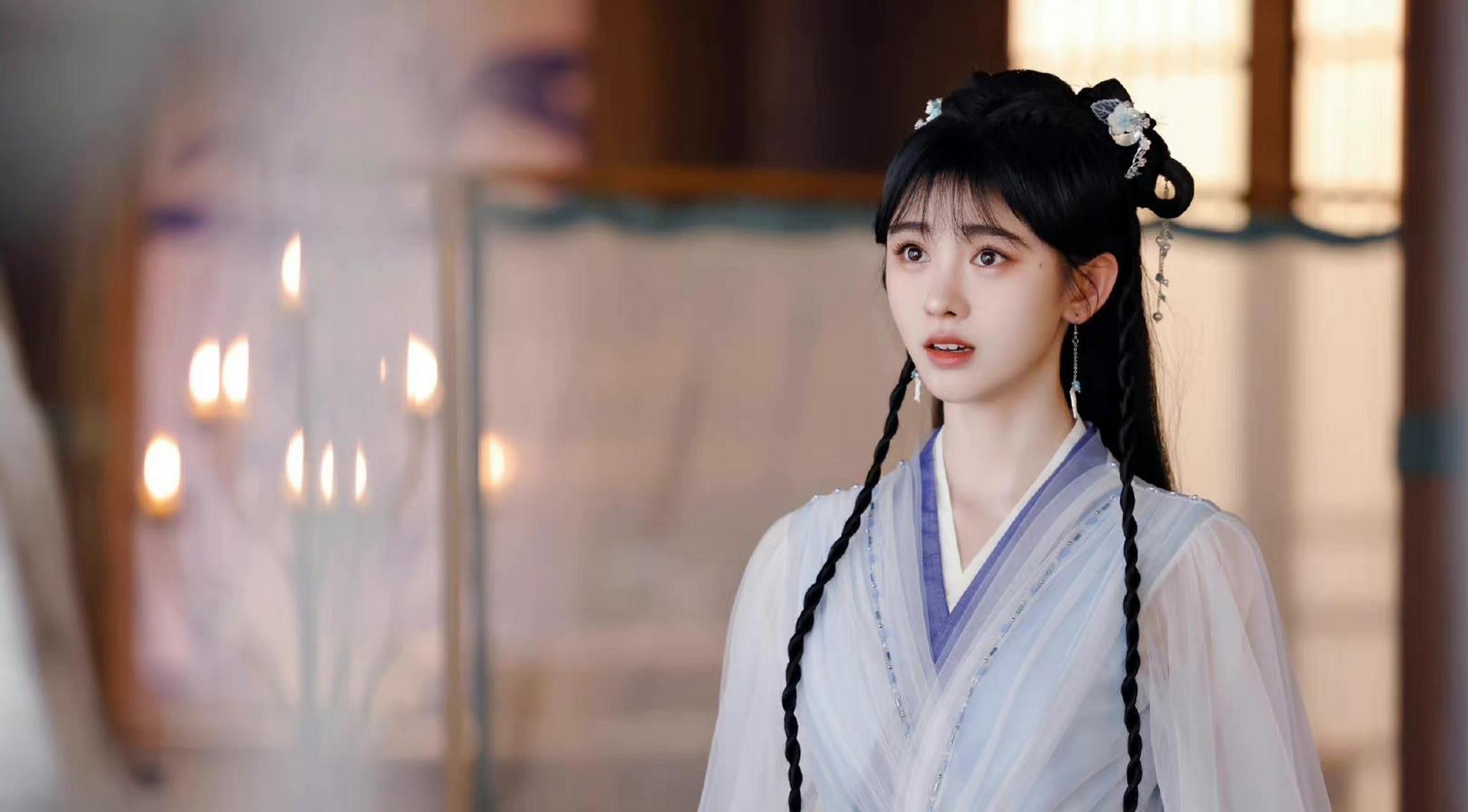 《花戎》:炎越教魏枝自重,私下教授法术给魏枝,却被魏枝扇耳光