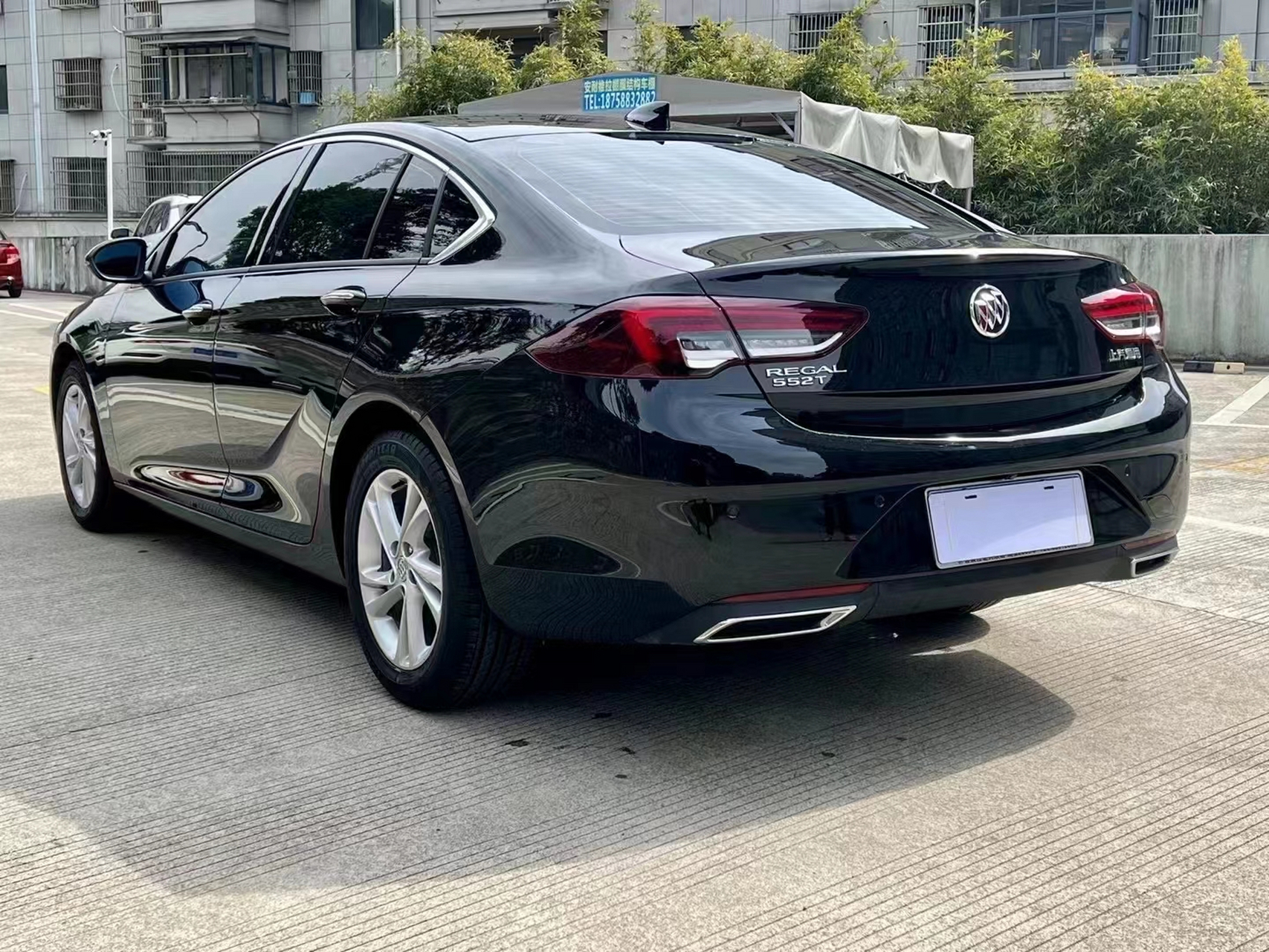 5t自动挡  新款别克君威552t版本  5900公里 原版车况  准新车标准